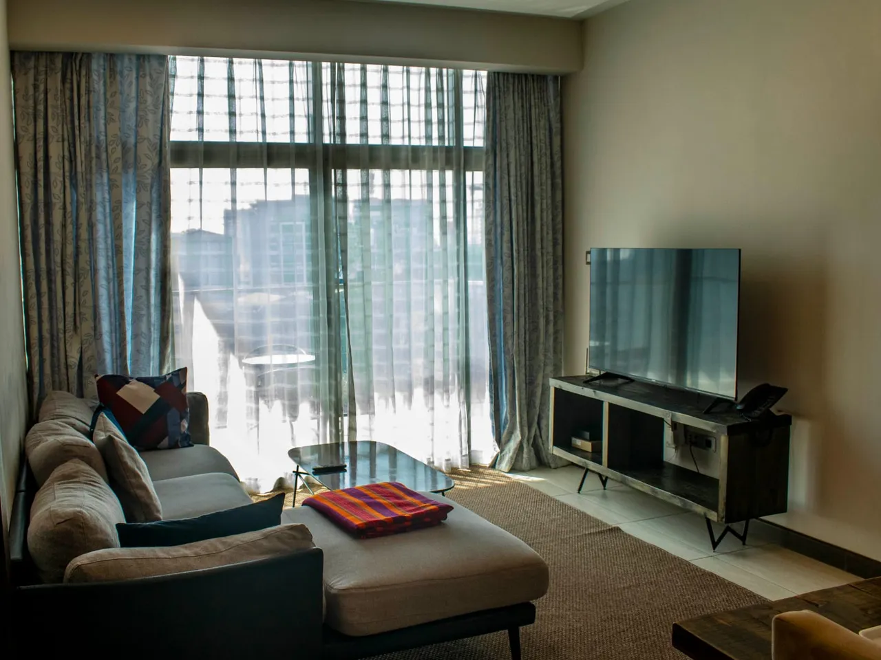 Ken's 2 Br Apt (607) Skynest Residence